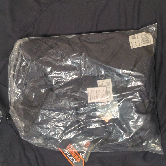 LOT of TWO brand new, 5.11 performance short sleeve polo, LARGE, 018 Charcol - Picture 6 of 6